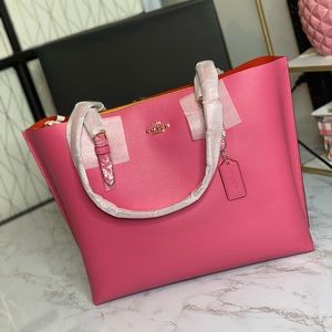 New Coach Mollie Tote